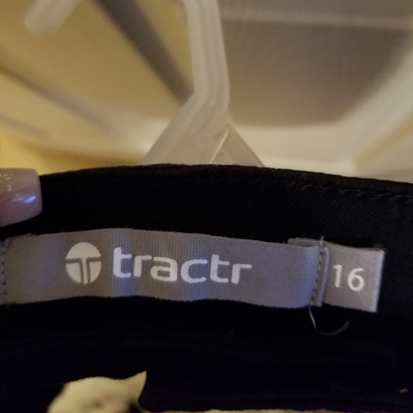 "Tractr" Brittany Shorts Black Frayed Size 16 NWT - Picture 7 of 8